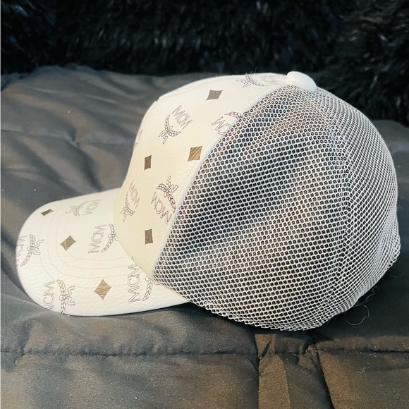 MCM Logo Baseball Cap - Picture 5 of 7